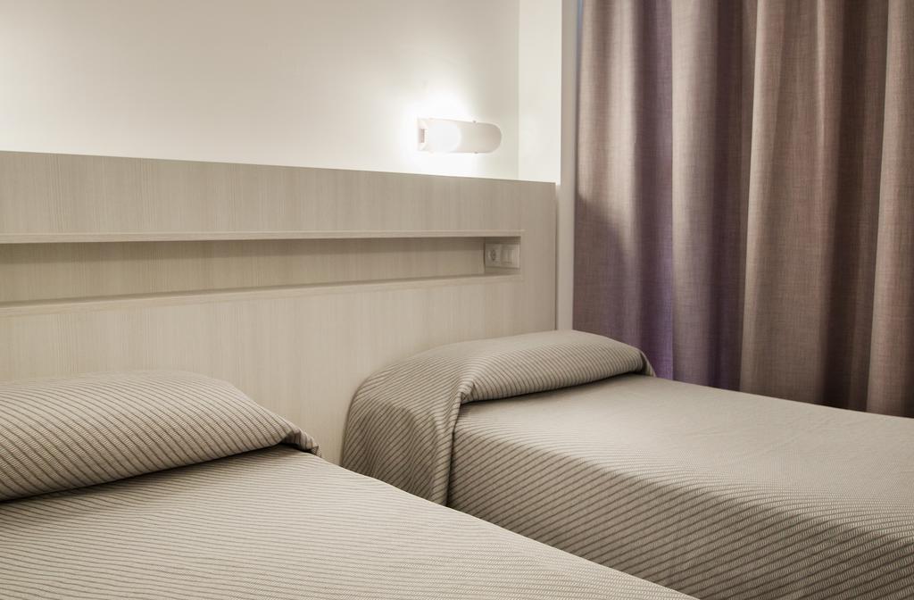 Apartamentos Sol Y Vera Magaluf  Zimmer foto